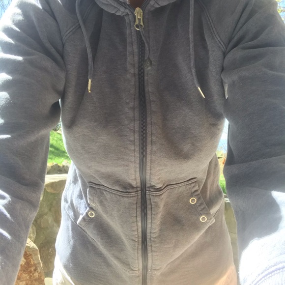 ☺️ COMFY 🙃 - Picture 4 of 4